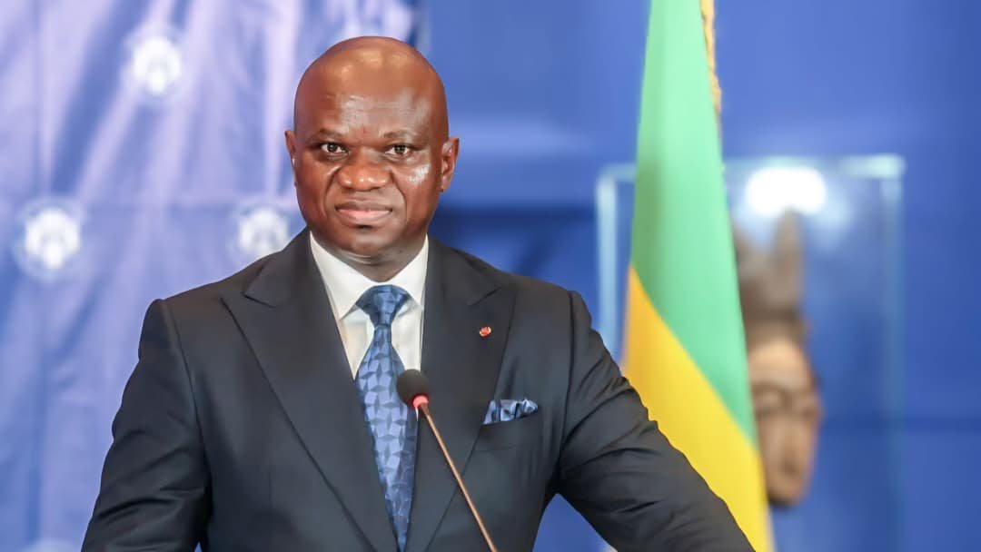 Portrait officiel de Brice Clotaire Oligui Nguema